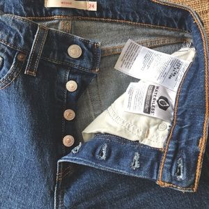 Levi's® Premium
WEDGIE FIT WOMEN'S JEANS